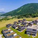 Grebenzen Pabstin 36b *