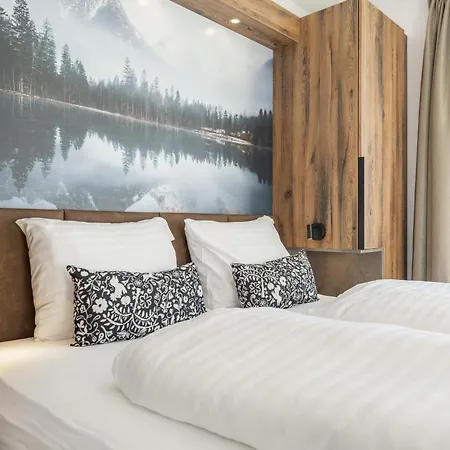 Grebenzen Pabstin 36b *