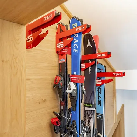 Grebenzen Pabstin 36b *